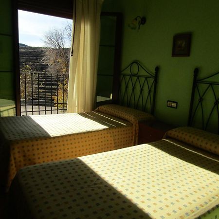 Hostal Paquita Allepuz Esterno foto
