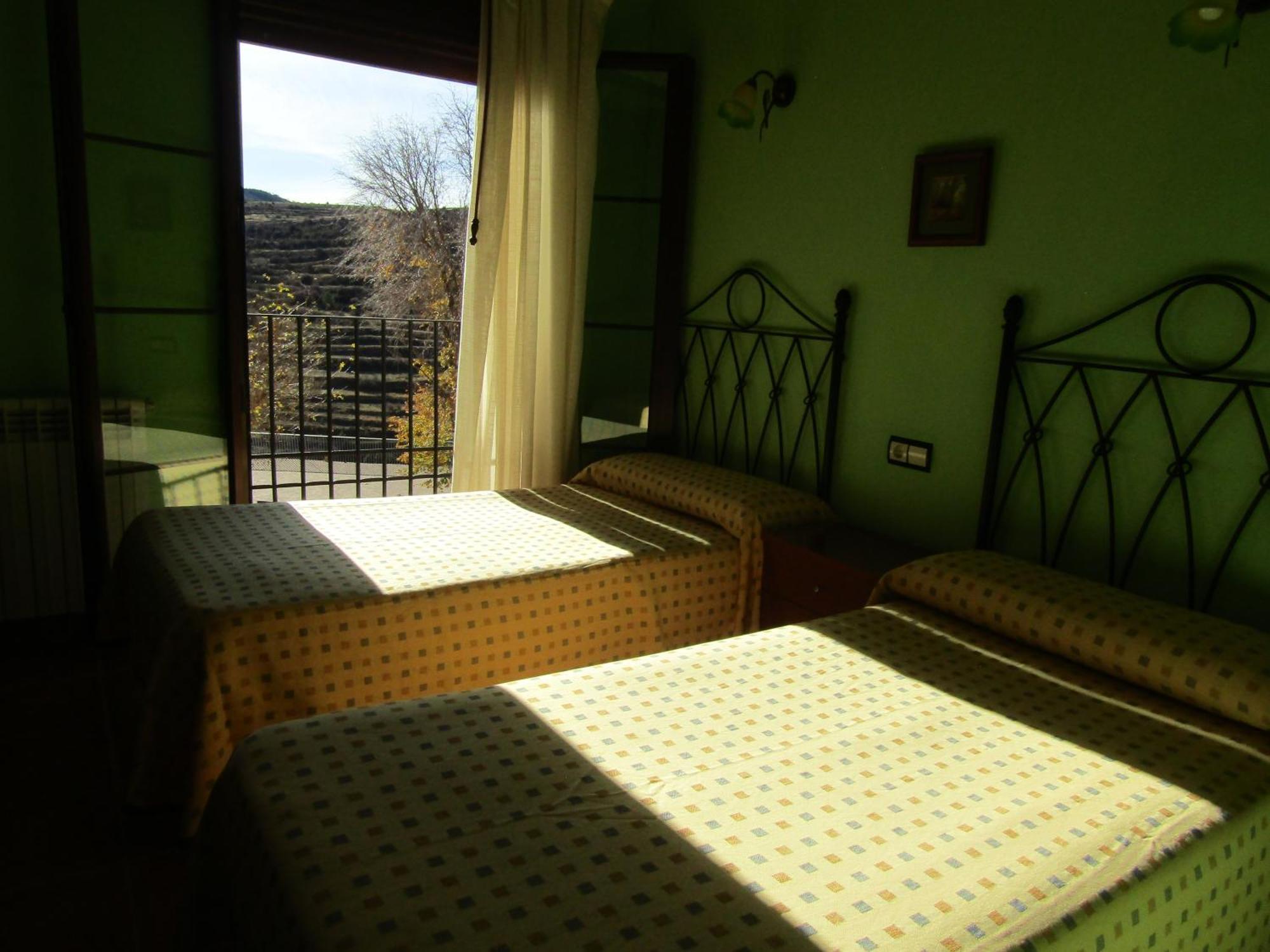 Hostal Paquita Allepuz Esterno foto