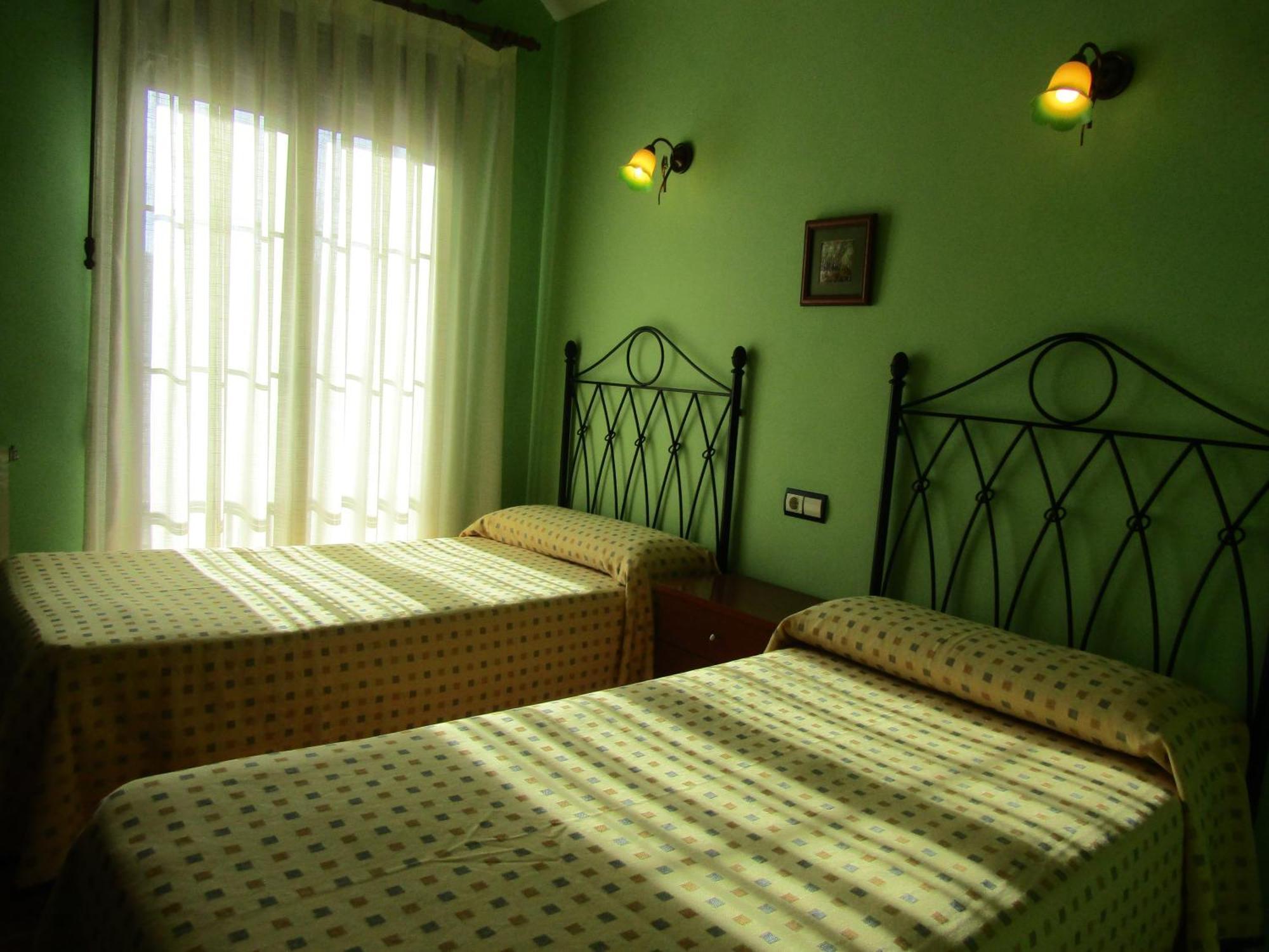 Hostal Paquita Allepuz Esterno foto