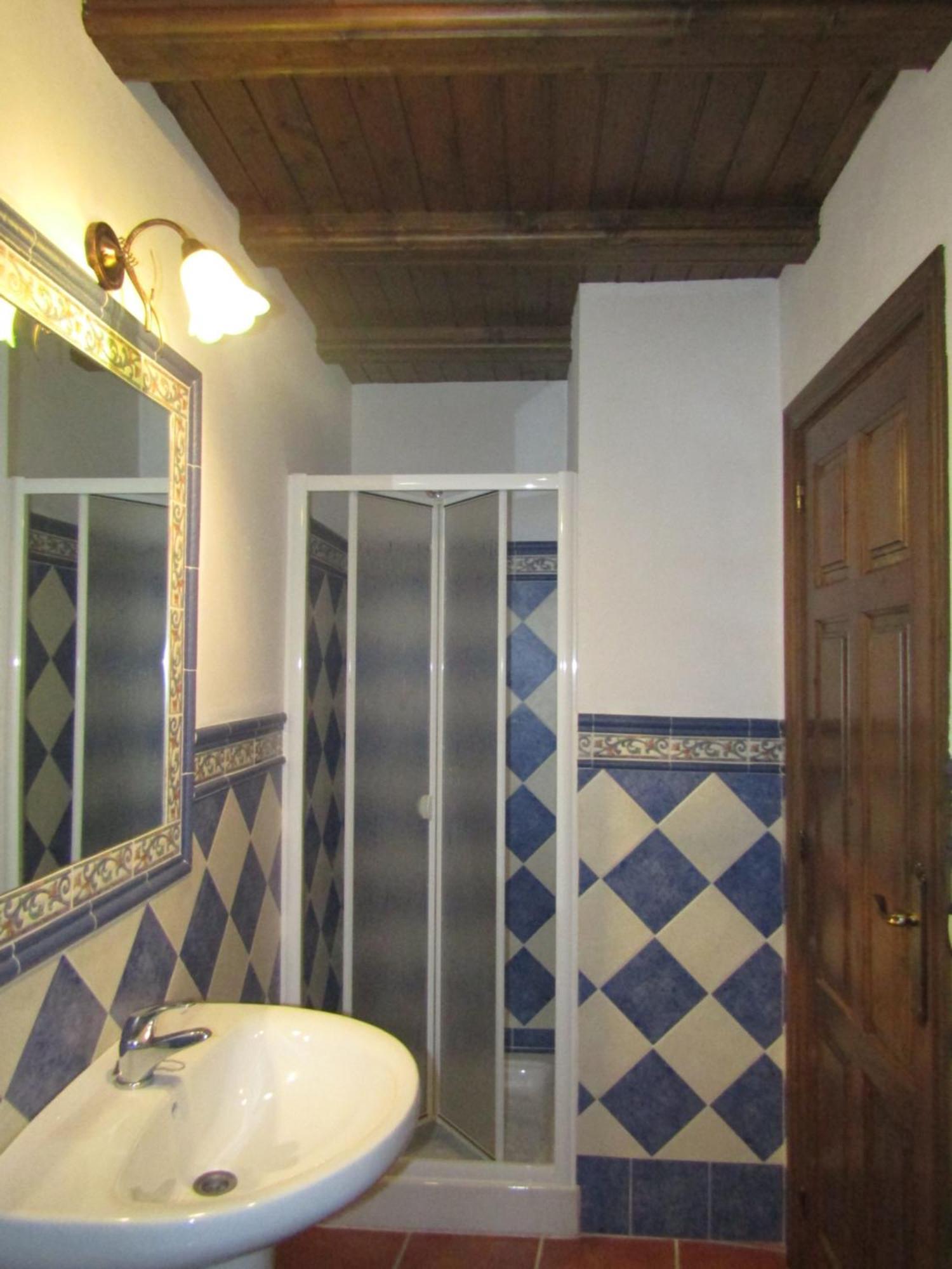 Hostal Paquita Allepuz Esterno foto